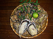 【広島牡蠣】　“殼付き牡蠣”・・・「焼き牡蠣」でプリップリ！